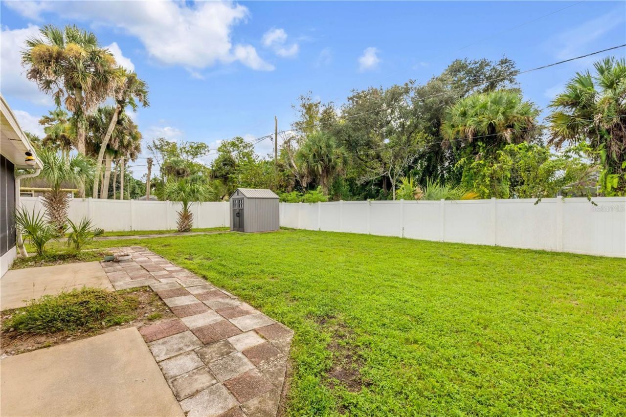 3426 Yule Tree Drive , Edgewater, FL 32141 Photo
