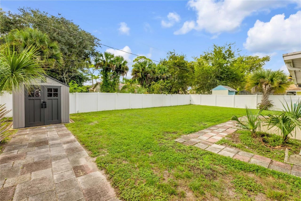 3426 Yule Tree Drive , Edgewater, FL 32141 Photo
