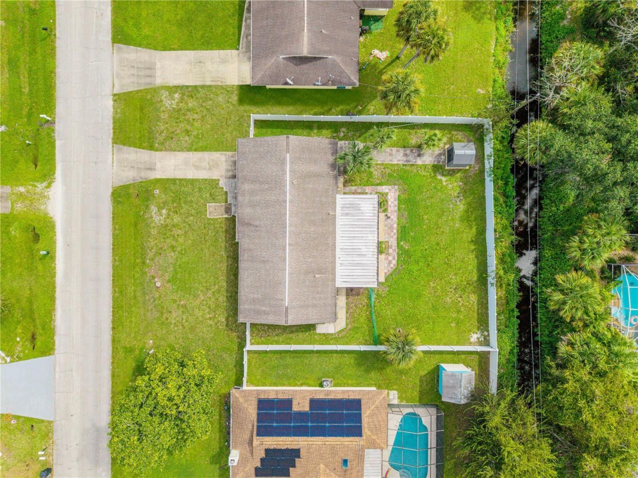 3426 Yule Tree Drive , Edgewater, FL 32141 Photo