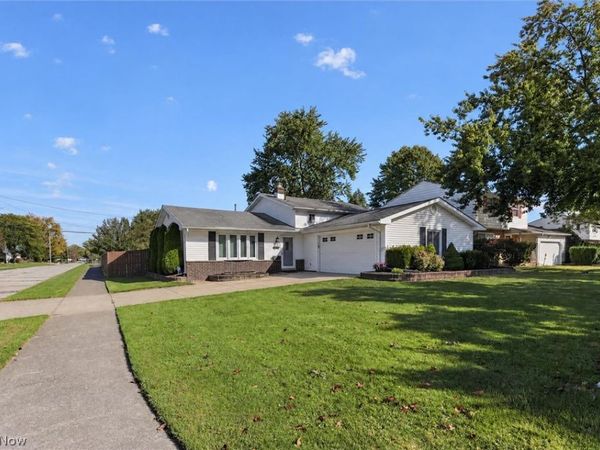 11884 Stormes Drive , Parma, OH 44130