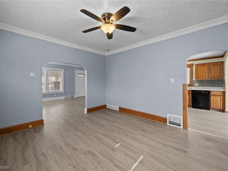 160 Claremont Avenue NW, Canton, OH 44708 Photo 10
