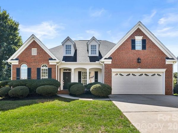 109 Coronilla Road , Unit 32, Mooresville, NC 28117