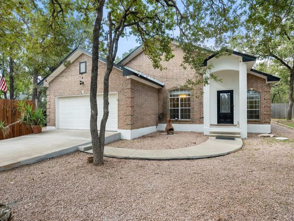 275 W Oak LOOP, Cedar Creek, TX 78612