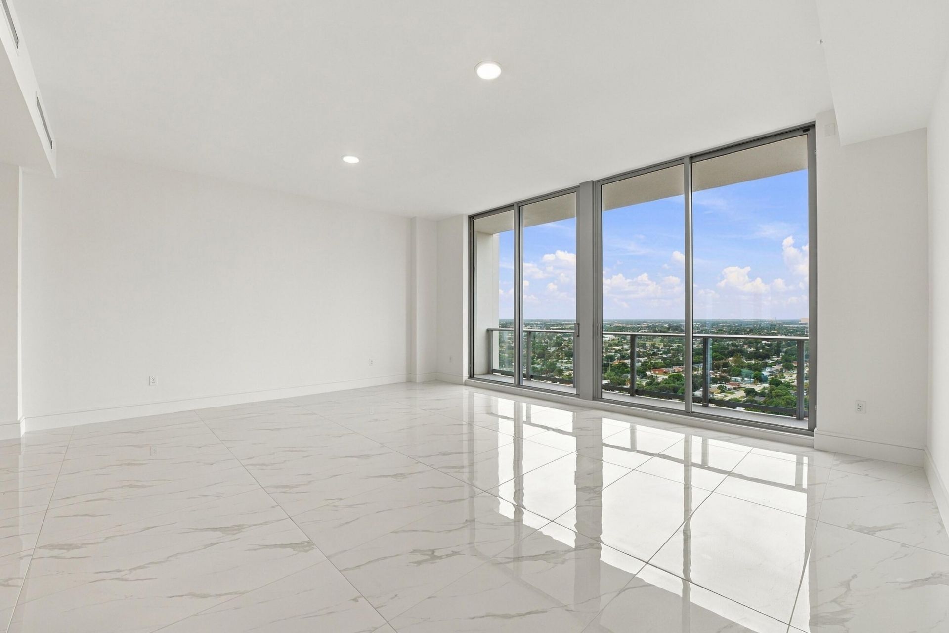 220 Lake Shore Drive, Unit 2306, West Palm Beach, FL 33403 Photo