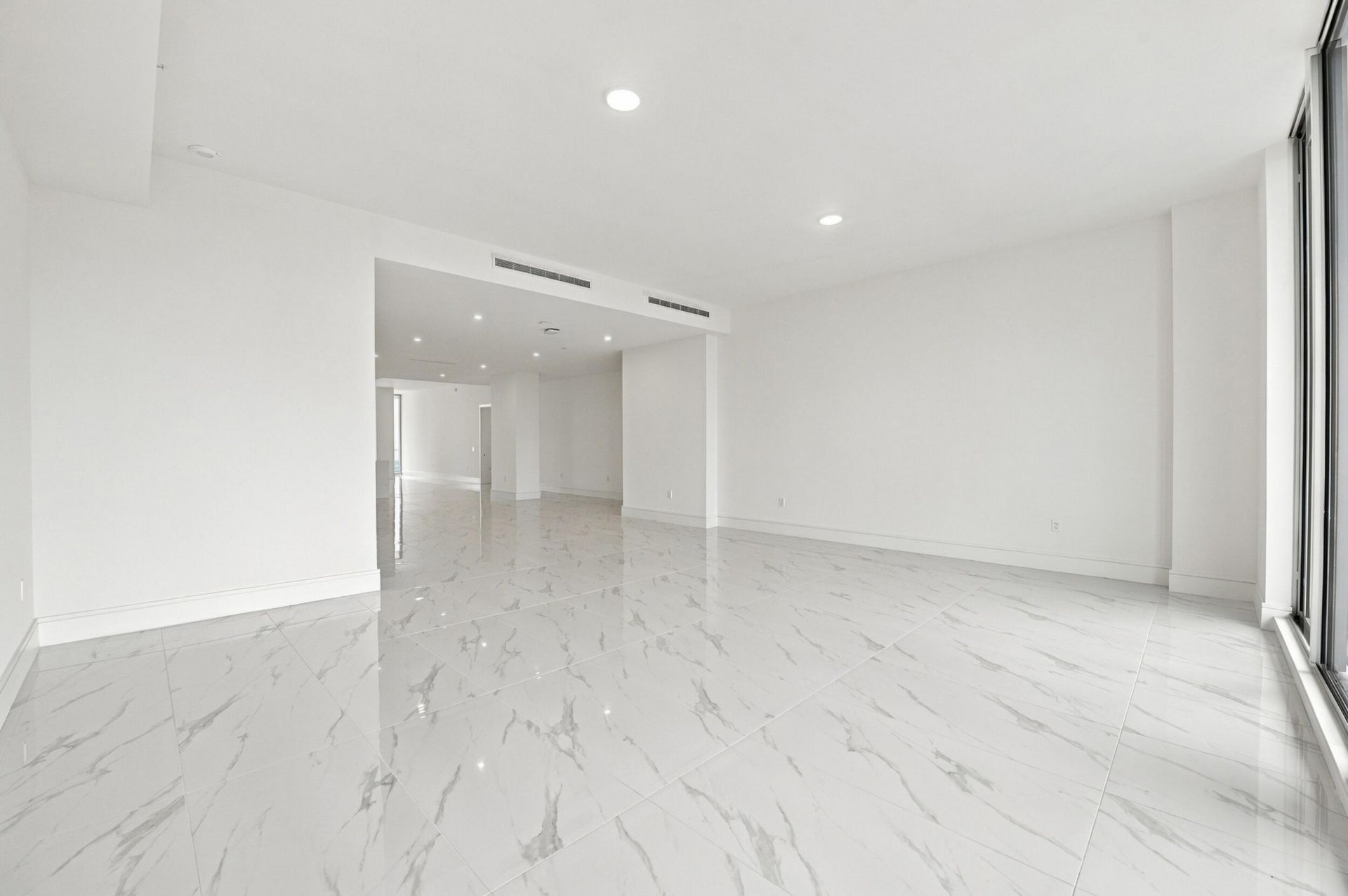 220 Lake Shore Drive, Unit 2306, West Palm Beach, FL 33403 Photo