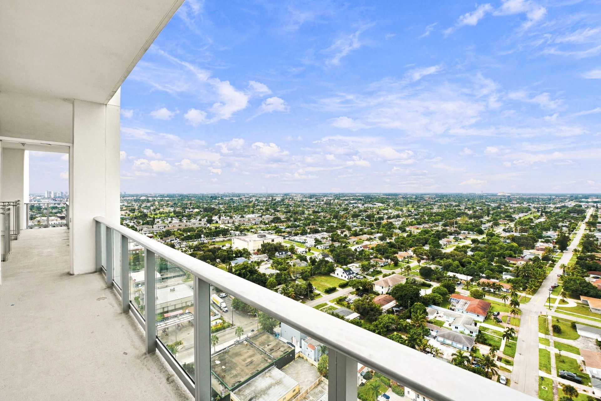 220 Lake Shore Drive, Unit 2306, West Palm Beach, FL 33403 Photo