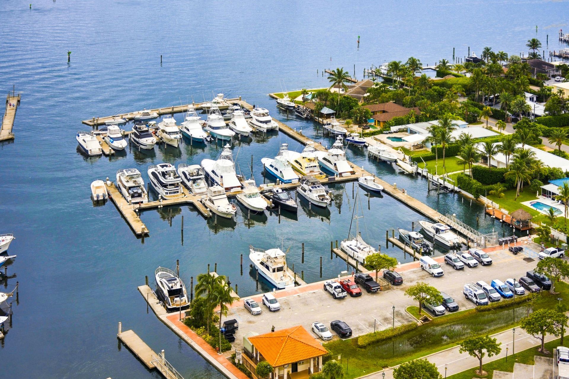 220 Lake Shore Drive, Unit 2306, West Palm Beach, FL 33403 Photo