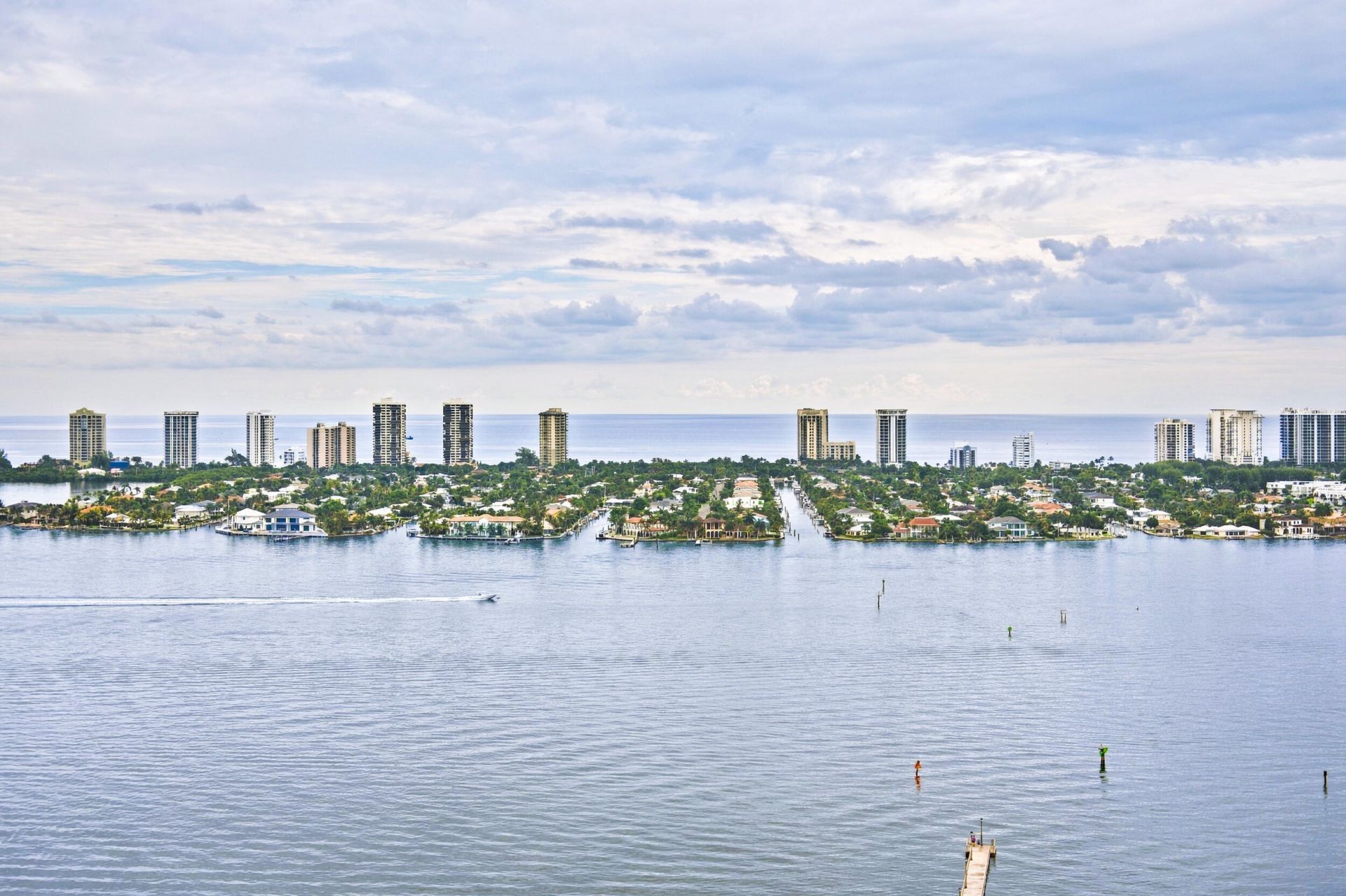 220 Lake Shore Drive, Unit 2306, West Palm Beach, FL 33403 Photo