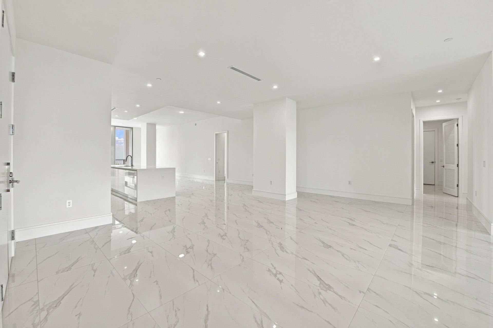 220 Lake Shore Drive, Unit 2306, West Palm Beach, FL 33403 Photo