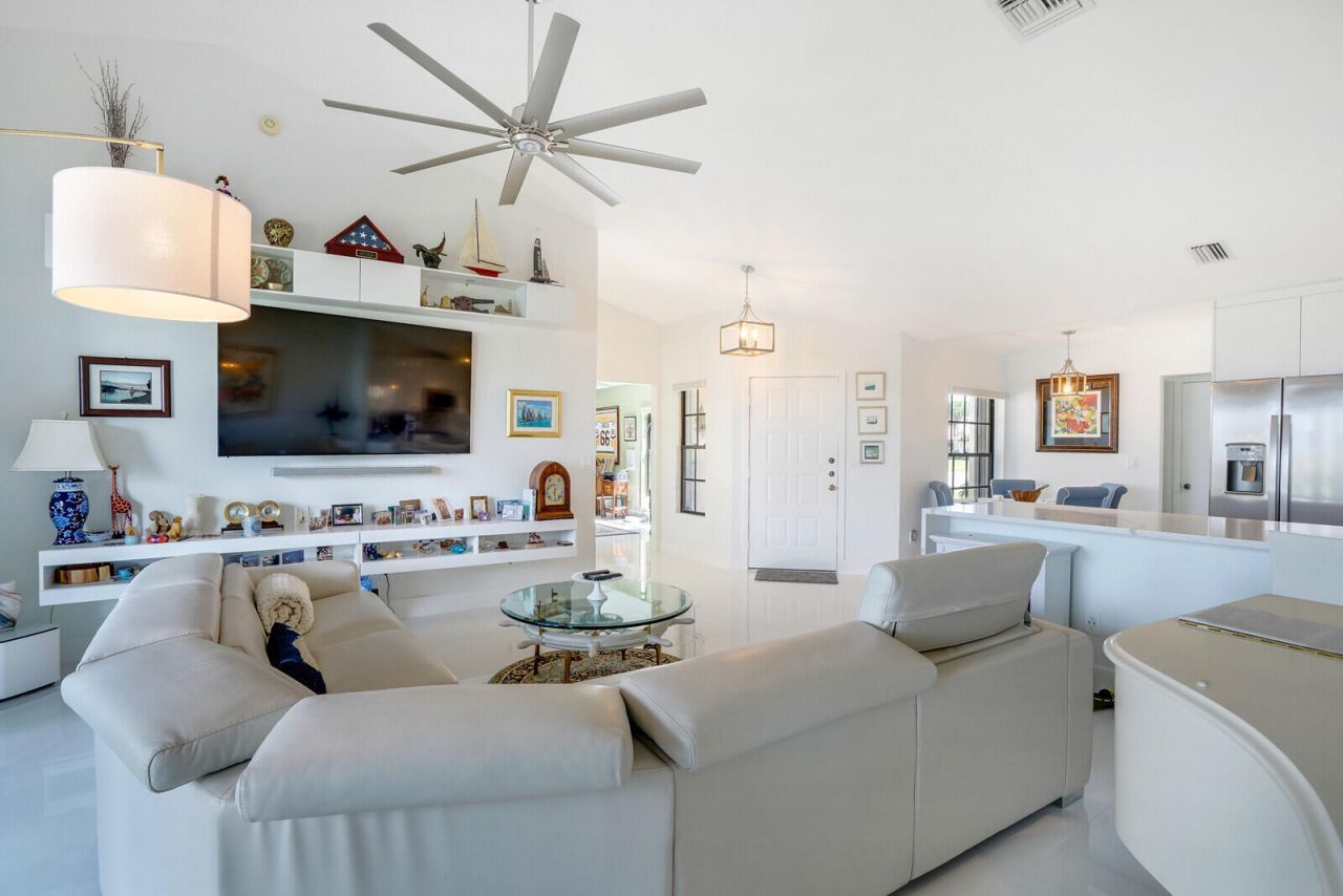 7235 Sweetbay Court, Boynton Beach, FL 33472 Photo