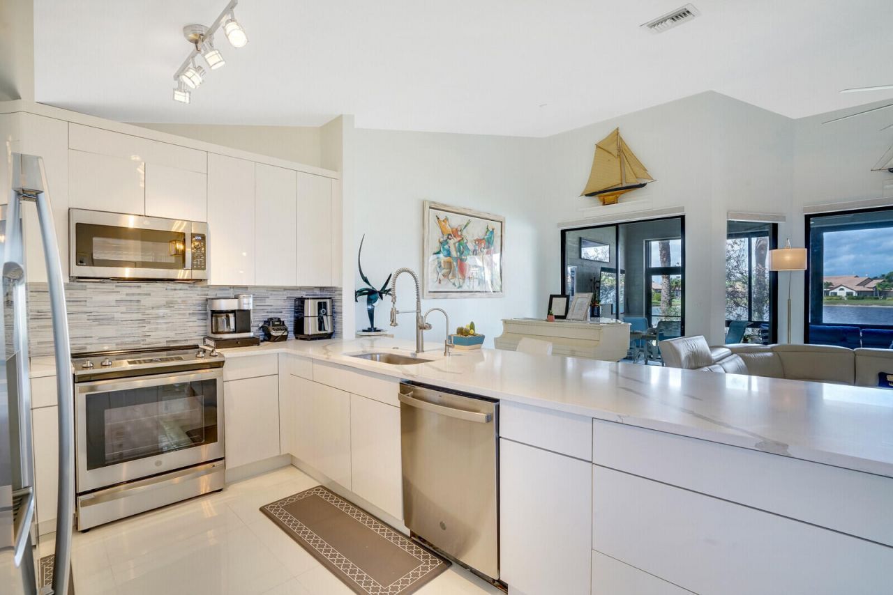 7235 Sweetbay Court, Boynton Beach, FL 33472 Photo