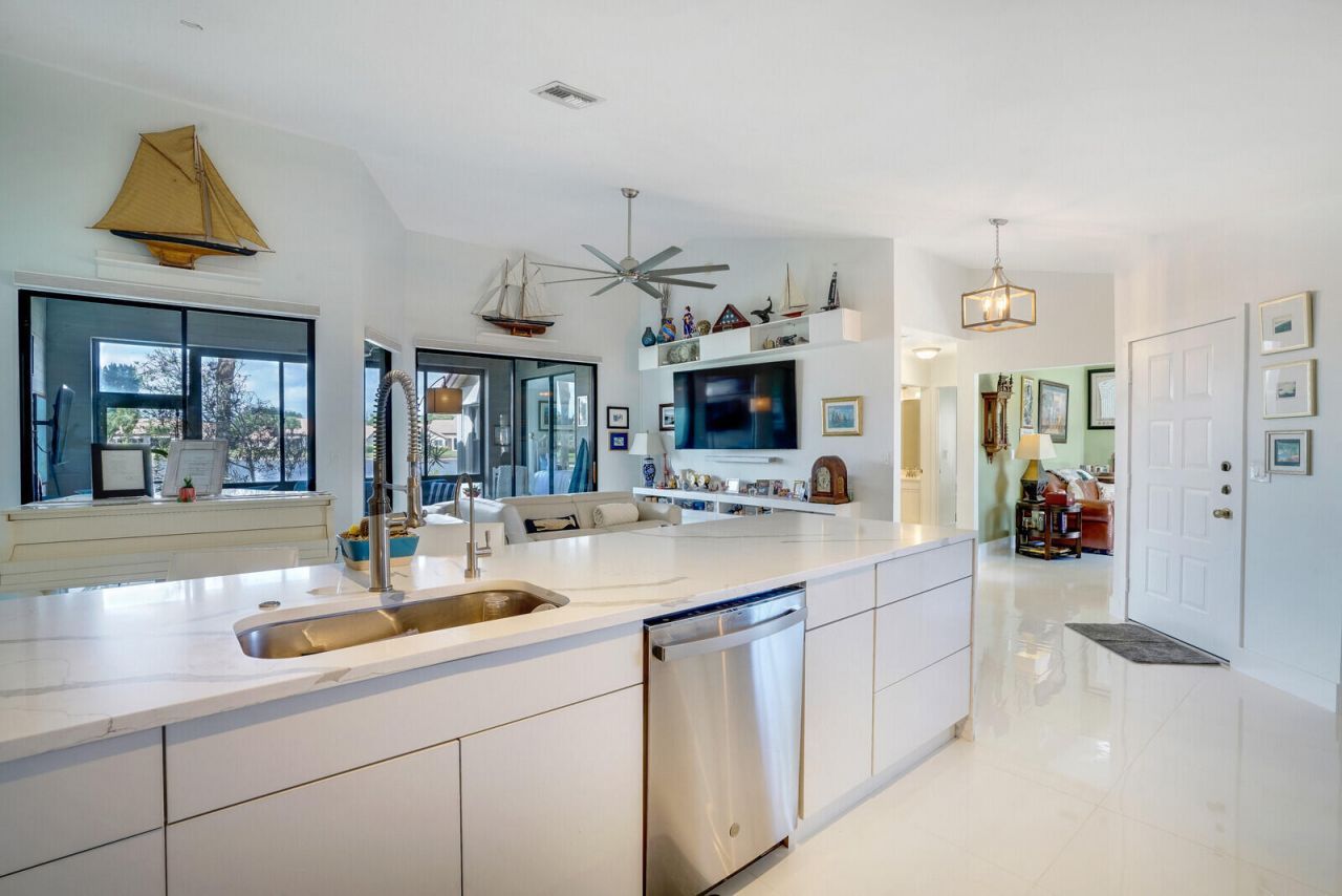 7235 Sweetbay Court, Boynton Beach, FL 33472 Photo