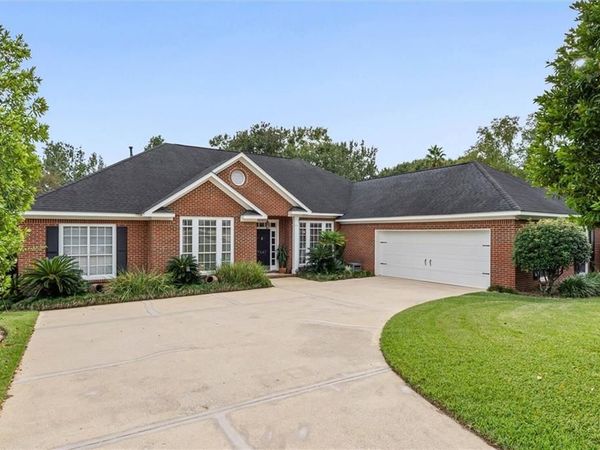 7661 Cameron Court, Mobile, AL 36695