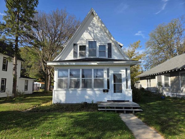 419 N Wisconsin Avenue, Muscoda, WI 53573
