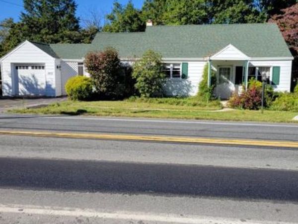 993 GRAVEL PIKE , PALM, PA 18070