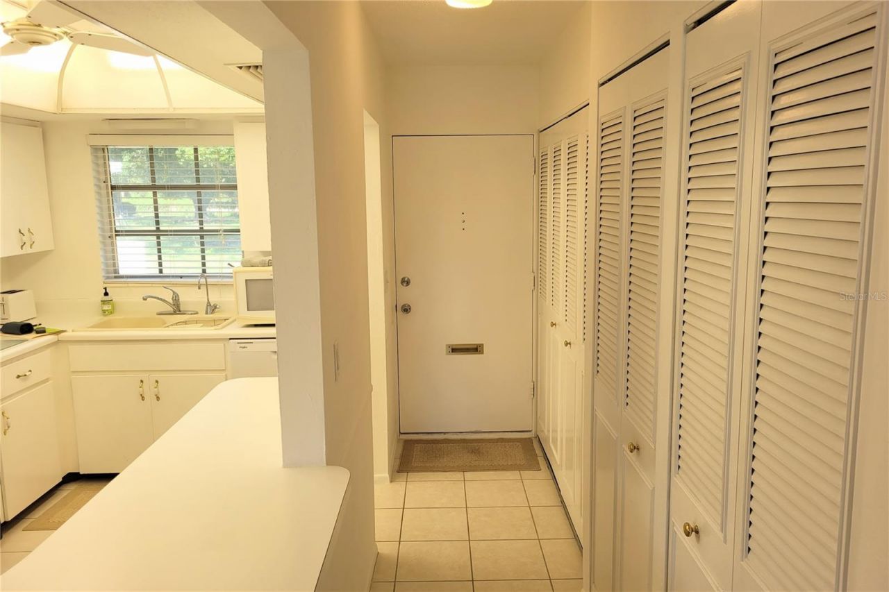 2609 Golf Course Drive , Unit 403, Sarasota, FL 34234 Photo