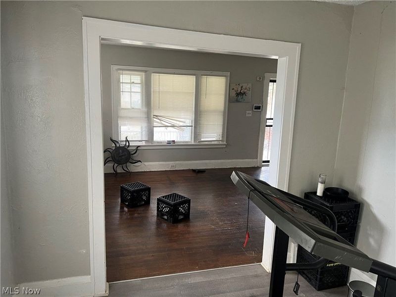 11510 Shadeland Avenue, Cleveland, OH 44108 Photo 6