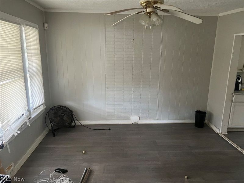 11510 Shadeland Avenue, Cleveland, OH 44108 Photo 7