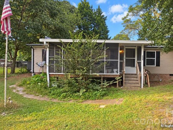 2008 7th Avenue SW, Unit 244-E, Hickory, NC 28602