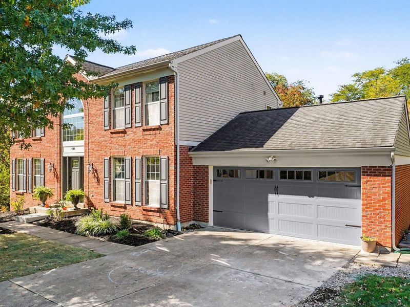 686 Meadow Wood Drive, Crescent Springs, KY 41017 Photo 1
