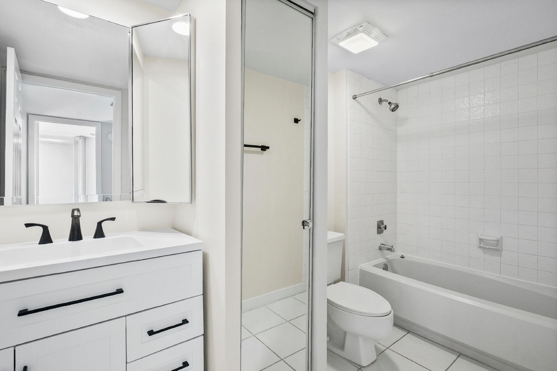 6051 SE Riverboat Drive, Unit 821, Stuart, FL 34997 Photo