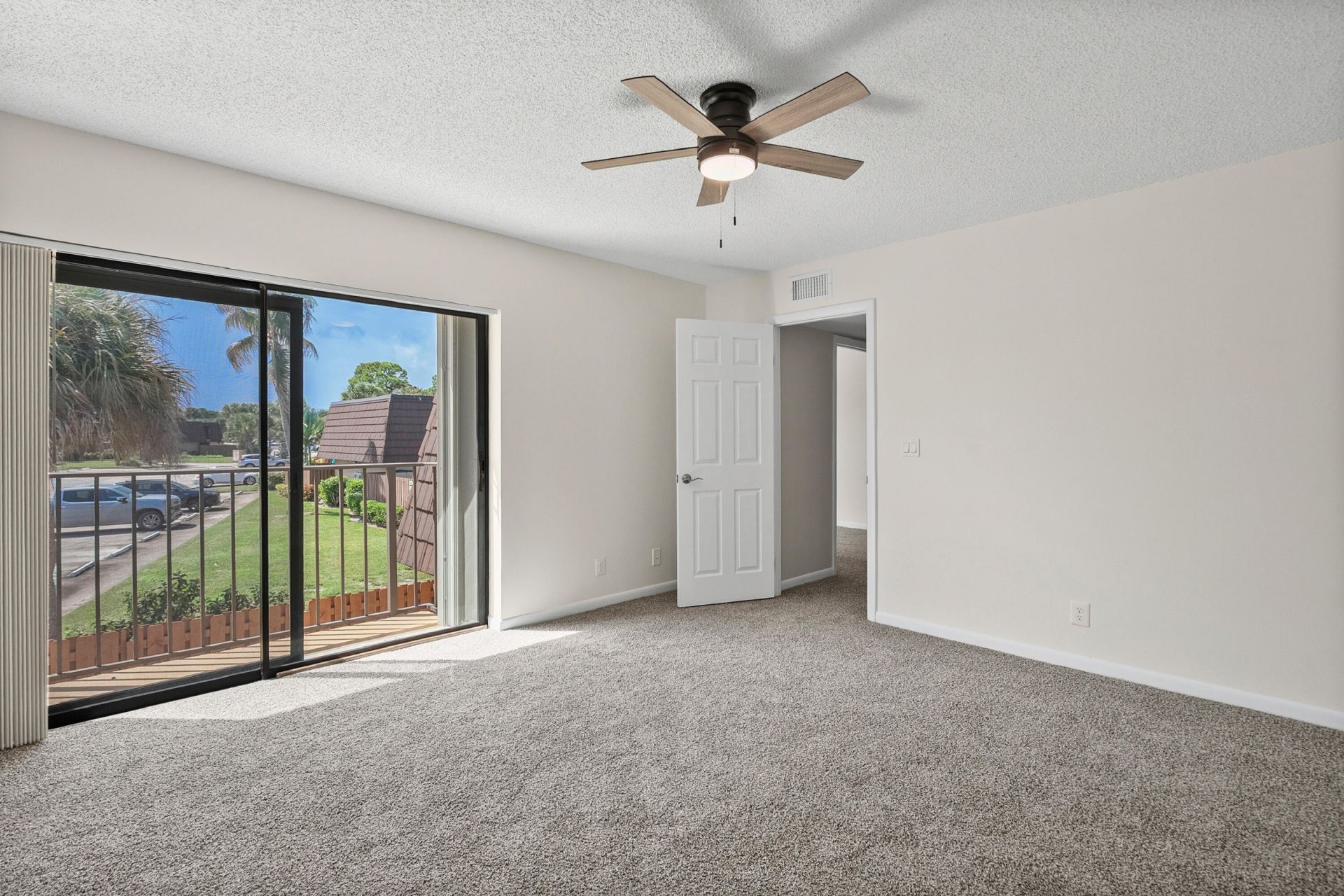 6051 SE Riverboat Drive, Unit 821, Stuart, FL 34997 Photo