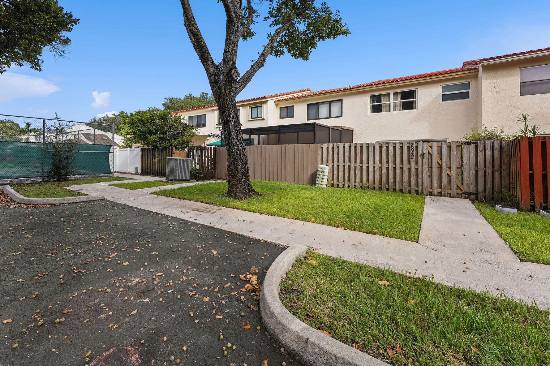 3844 Atlanta Street, Hollywood, FL 33021 Photo