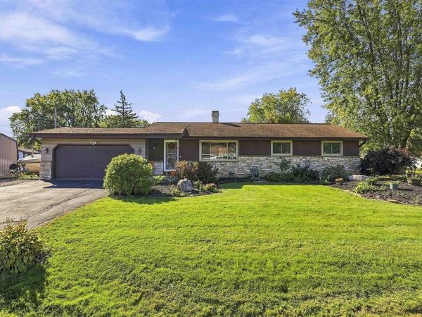 1611 JENNIE STREET, Menasha, WI 54952