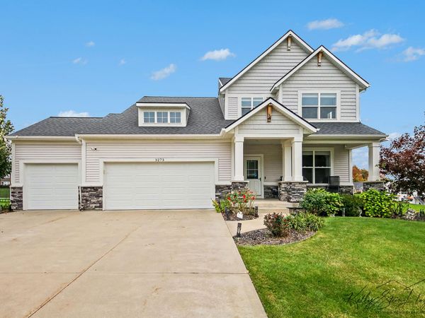 3273 Oakmont Drive, Hudsonville, MI 49426