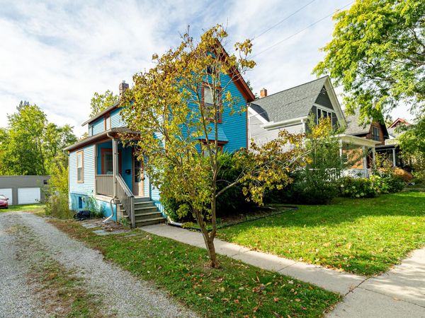 605 W Washington Street, Ann Arbor, MI 48103