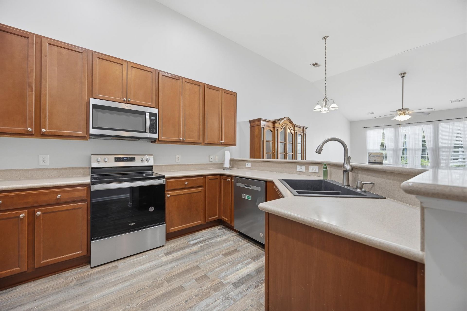 3302 Volterra Way Photo 13