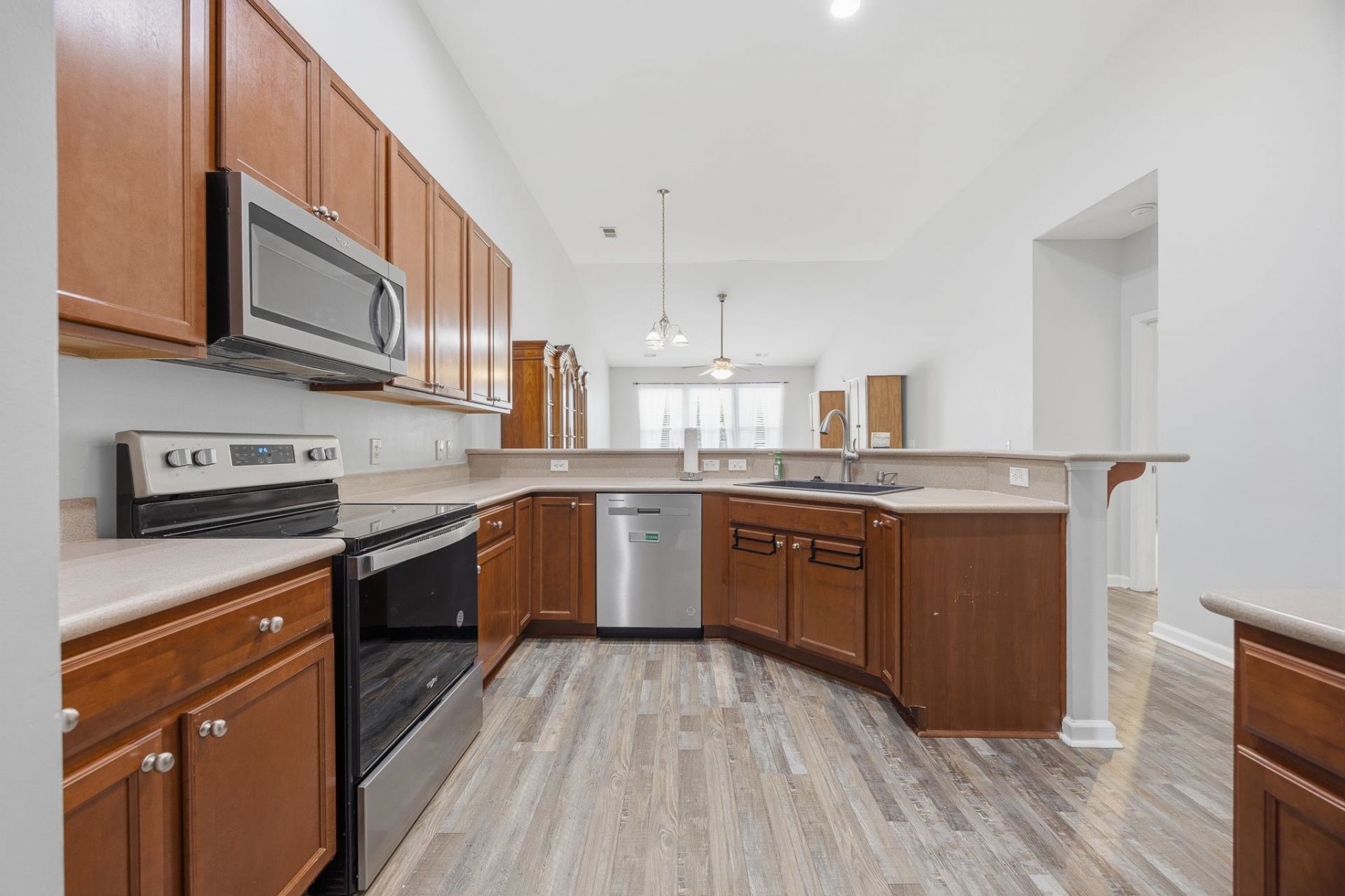 3302 Volterra Way Photo 14