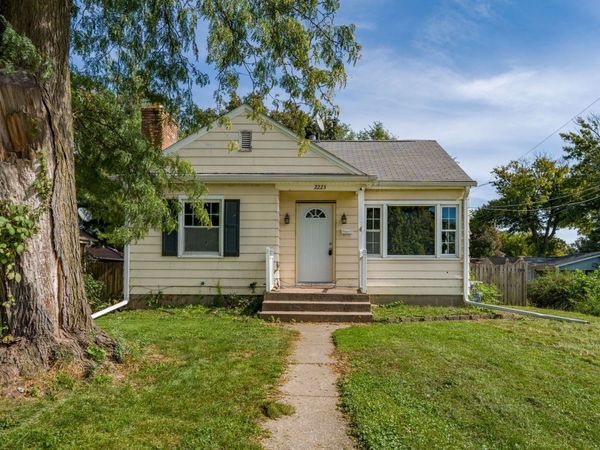 2223 43rd Street, Rock Island, IL 61201