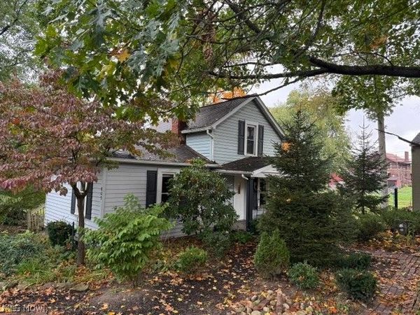 809 Dover Avenue , Dover, OH 44622