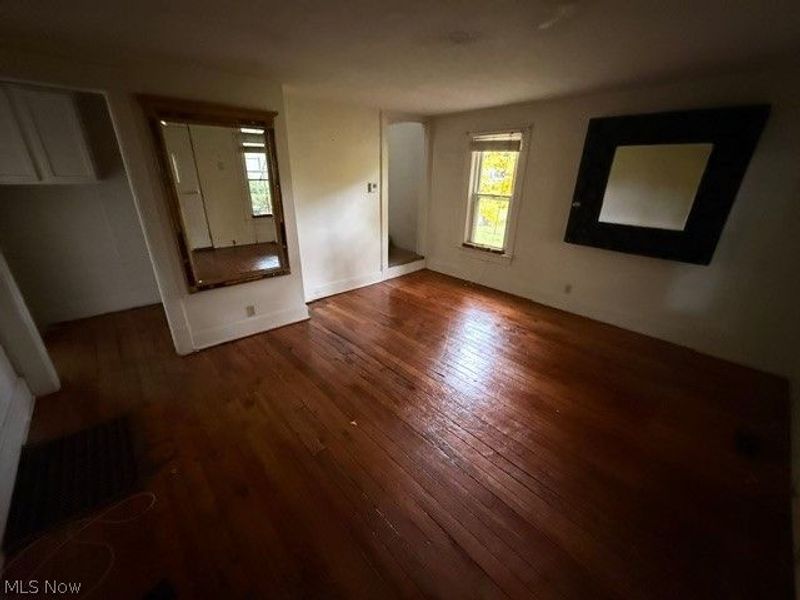 809 Dover Avenue, Dover, OH 44622 Photo 4