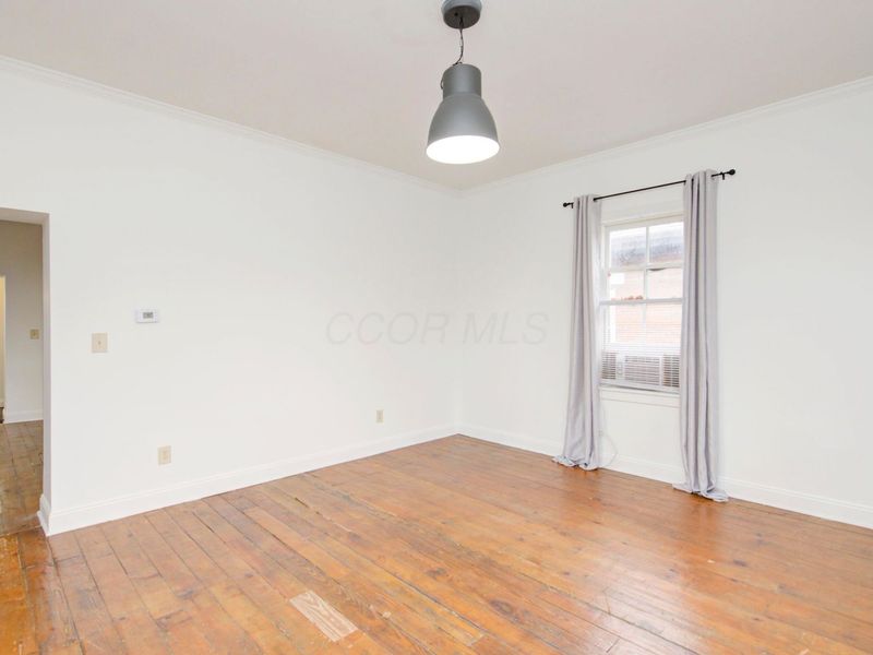 889 1/2 S Front Street , Columbus, OH 43206 Photo 9