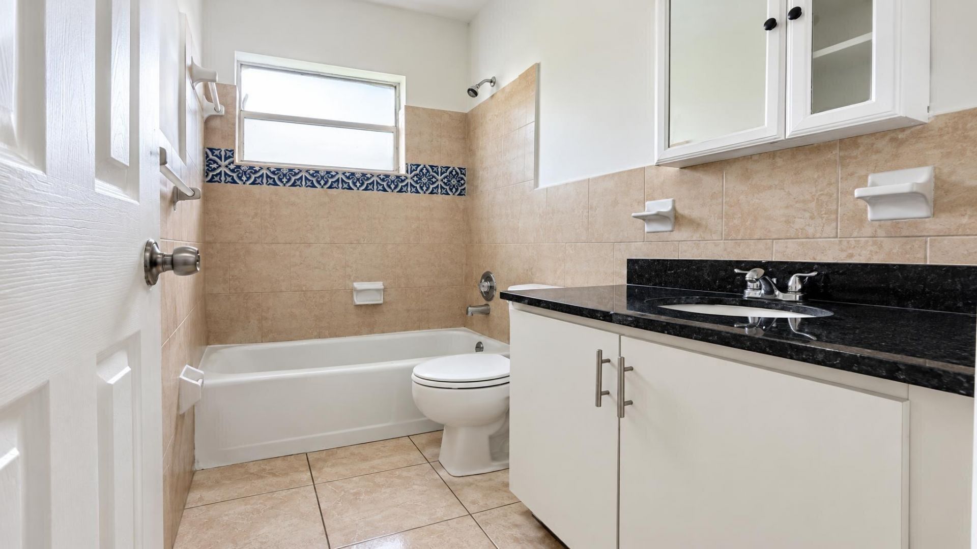3970 NW 31st Terrace, Lauderdale Lakes, FL 33309 Photo