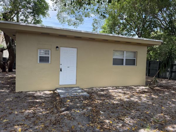 1407 NE 5th Terrace, Fort Lauderdale, FL 33304