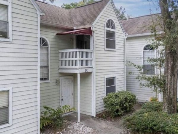 2300 TWELVE OAKS Drive, Unit J-4, Orange Park, FL 32065