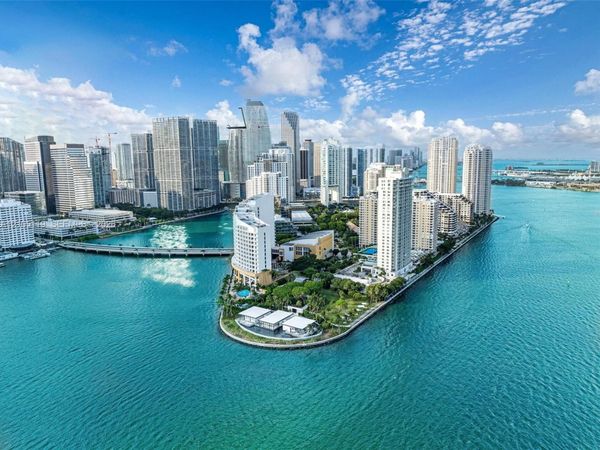 770 Claughton Island Dr , Unit 1802, Miami, FL 33131