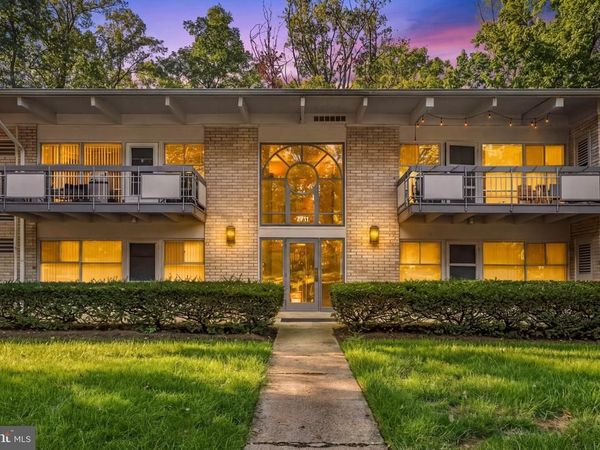7711 DONNYBROOK COURT, Unit 6, ANNANDALE, VA 22003