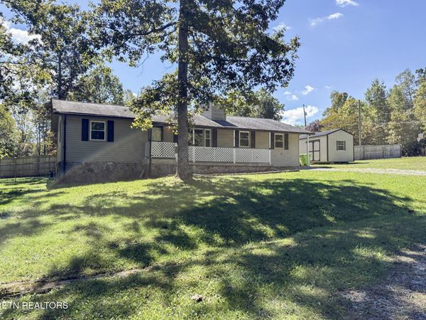 2107 Whitehorse Drive, Crossville, TN 38572