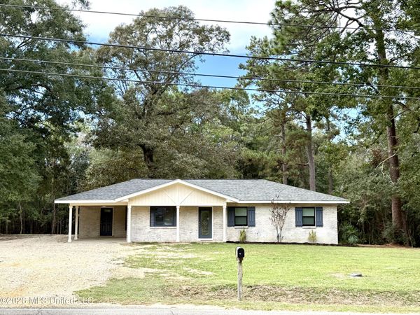 961 Ceasar Road, Picayune, MS 39466