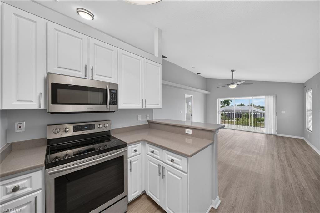 925 SW 47th Ter, Unit 201, Cape Coral, FL 33914 Photo