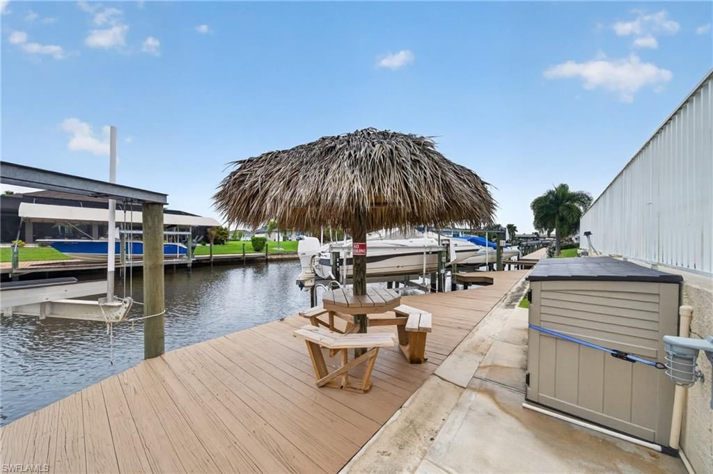 925 SW 47th Ter, Unit 201, Cape Coral, FL 33914 Photo