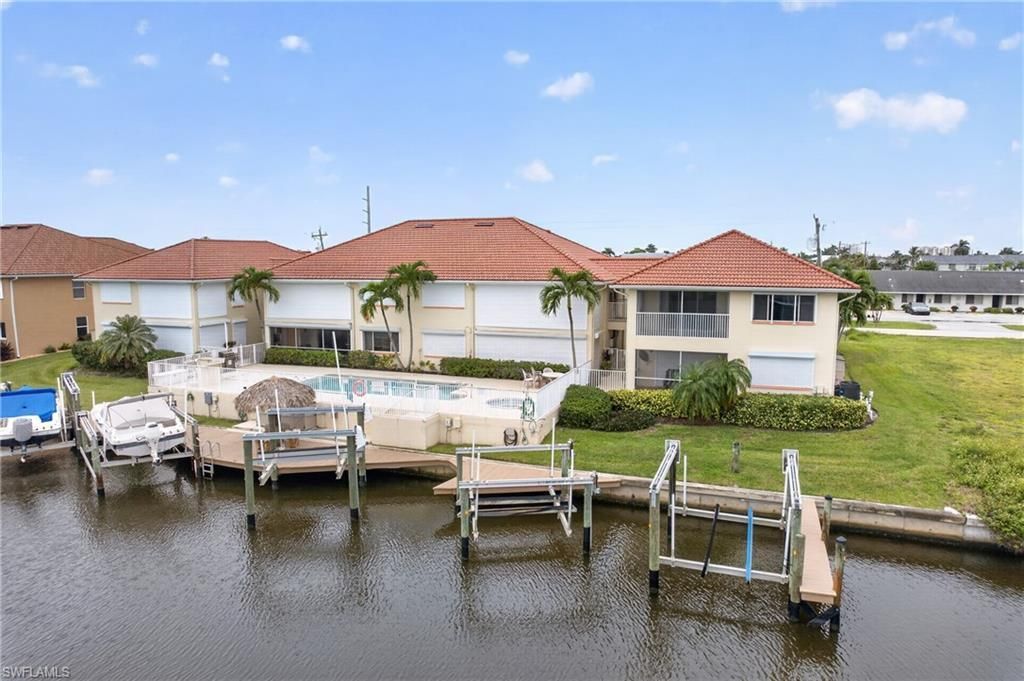 925 SW 47th Ter, Unit 201, Cape Coral, FL 33914 Photo