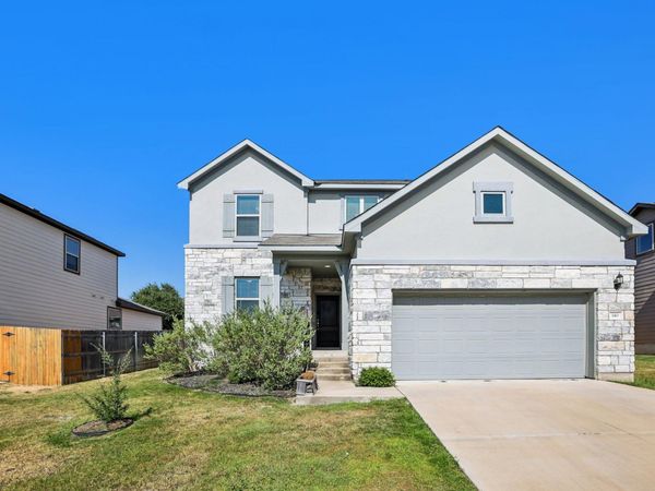 140 Limonite LN, Liberty Hill, TX 78642