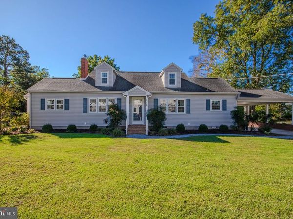 704 DELAWARE AVENUE, DELMAR, DE 19940