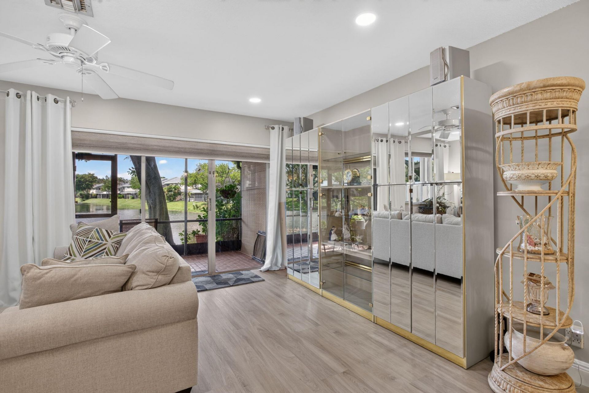 1991 Discovery Circle E, Deerfield Beach, FL 33442 Photo