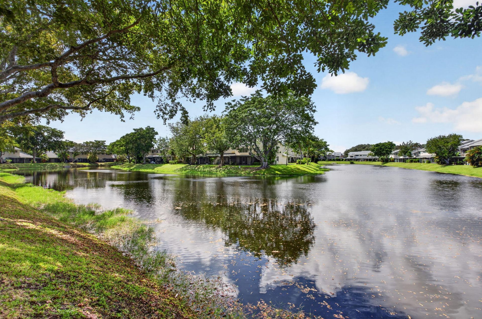 1991 Discovery Circle E, Deerfield Beach, FL 33442 Photo